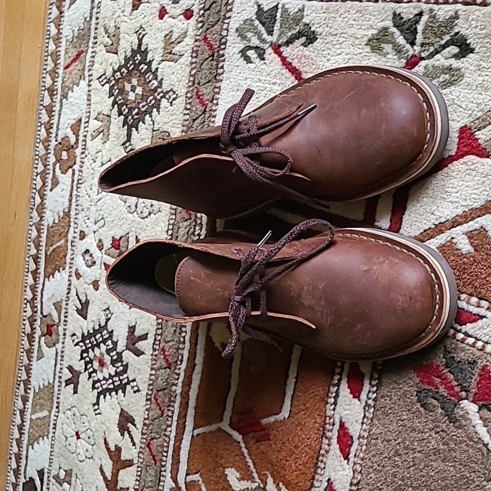 Clarks Desert Chukka Boots Bushacre Beeswax View 2